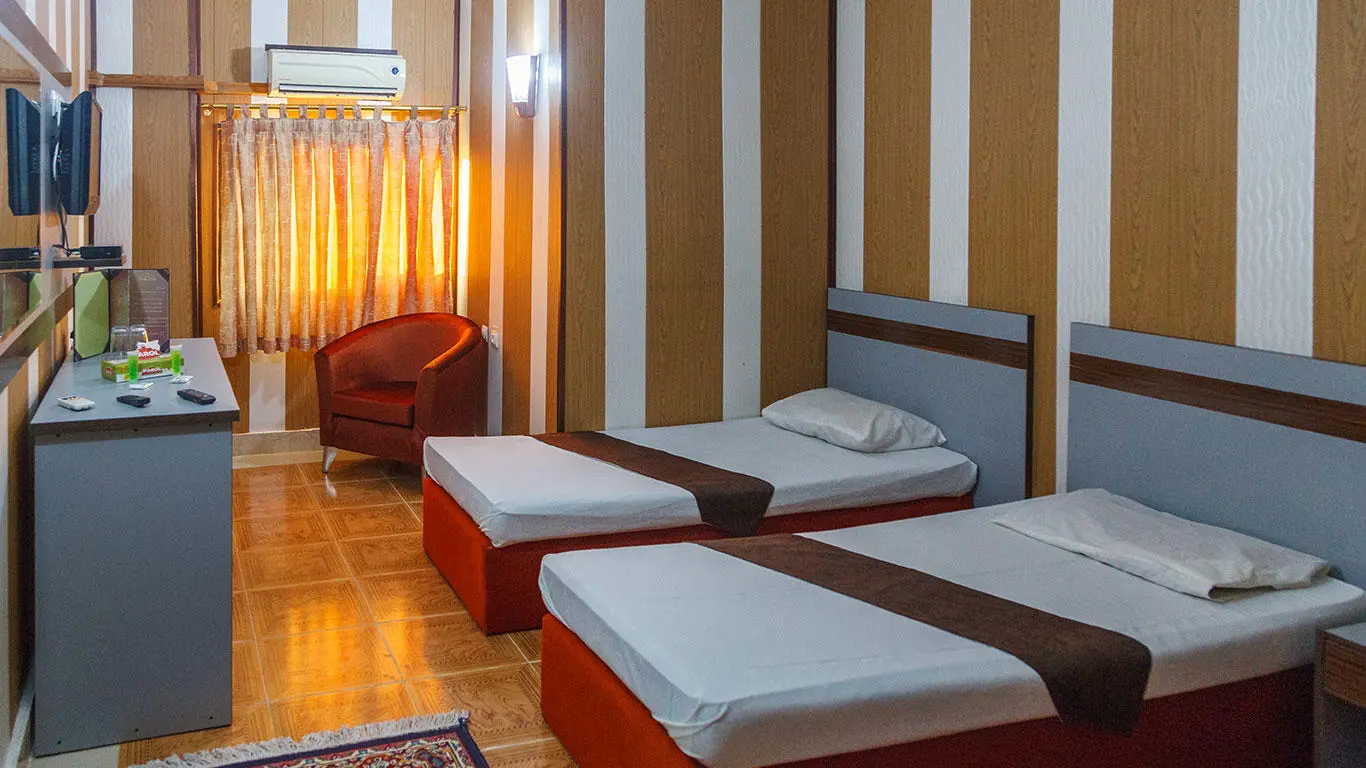 هتل آرا کیش - اتاق 2 تخته (2 تخت 1 نفره)