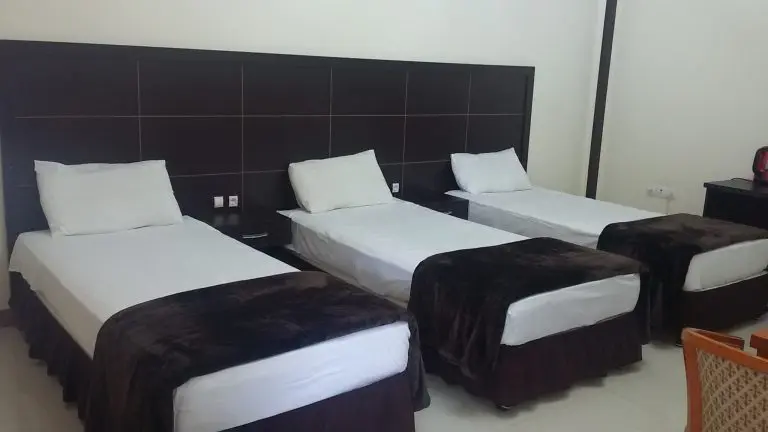 هتل ستاره طلایی کیش - اتاق 3 تخته (3 تخت 1 نفره)