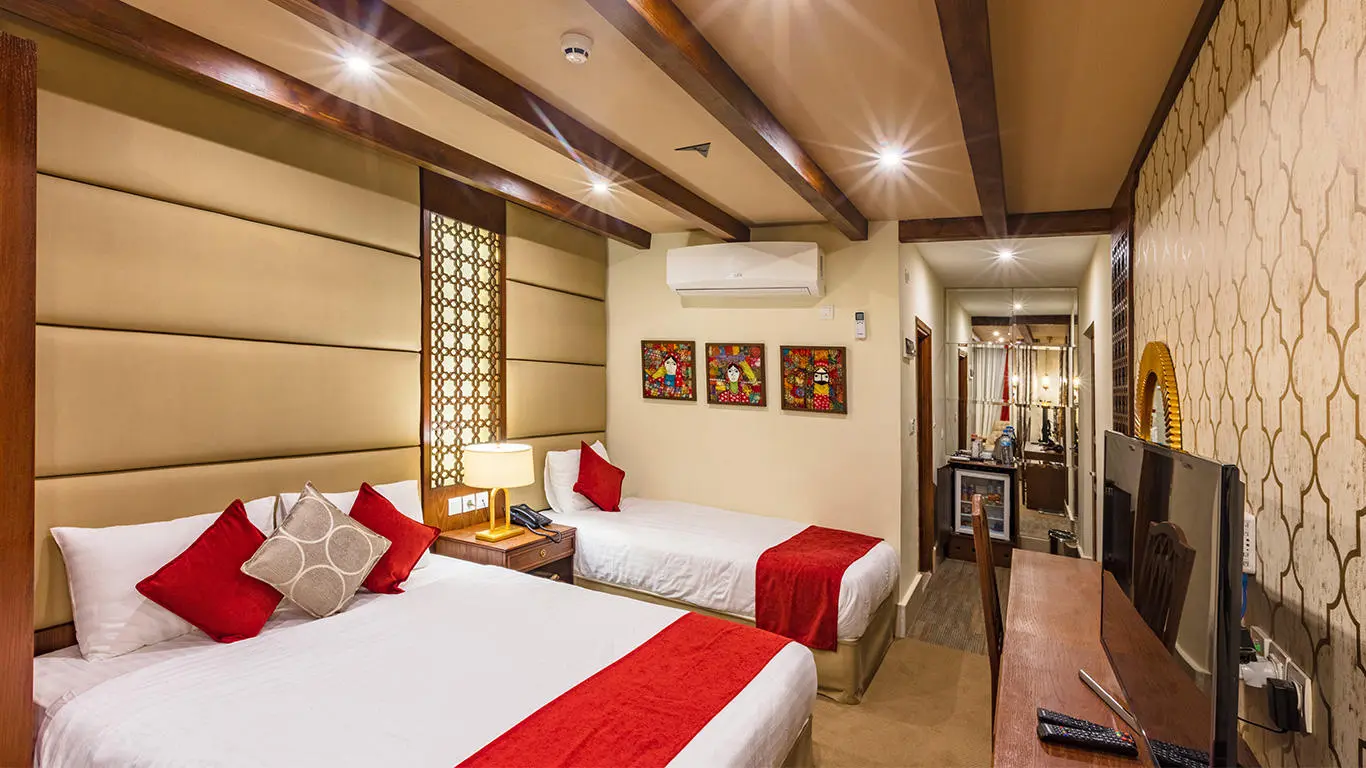 هتل بوتیک ایرمان قشم - اتاق 3 تخته (1 تخت 2 نفره 1 تخت 1 نفره)