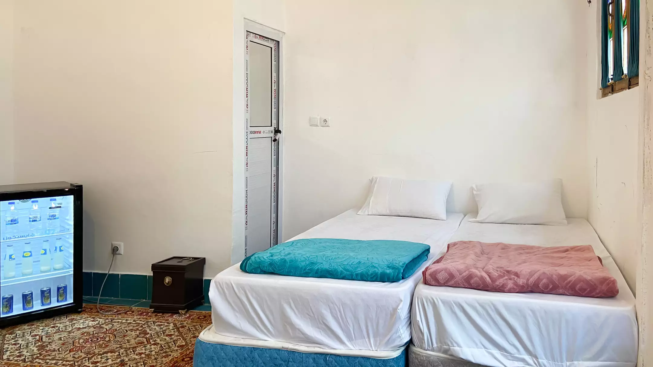 اقامتگاه سنتی سلطان اصفهان - اتاق 2 تخته (2 تخت 1 نفره)