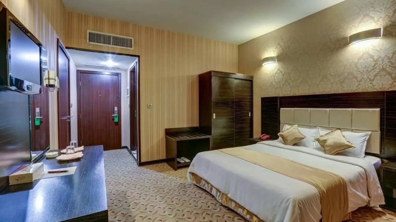 هتل کریمه قم - اتاق 2 تخته (1 تخت 2 نفره)