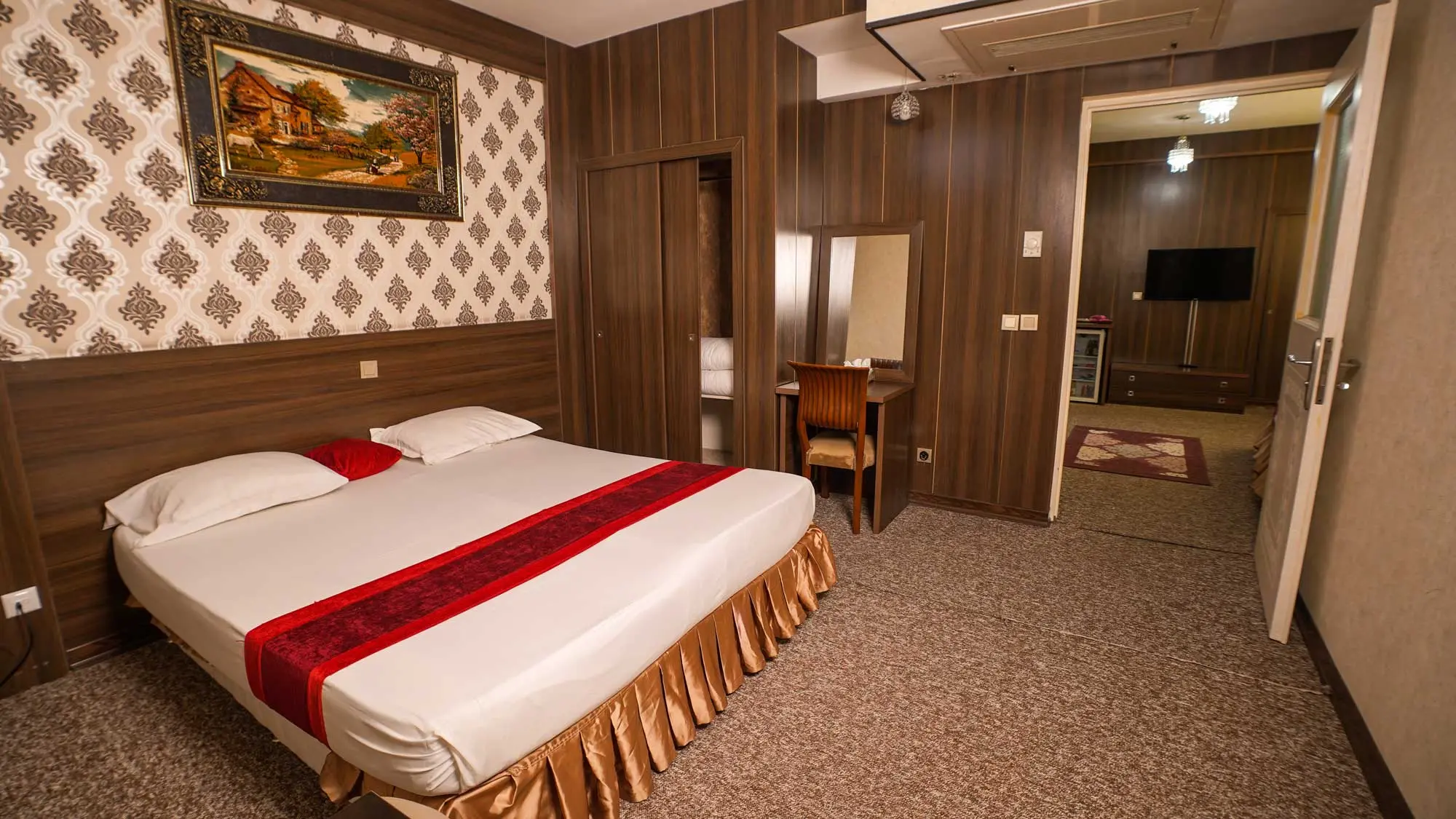 هتل استقلال قم - اتاق 2 تخته (1 تخت 2 نفره)