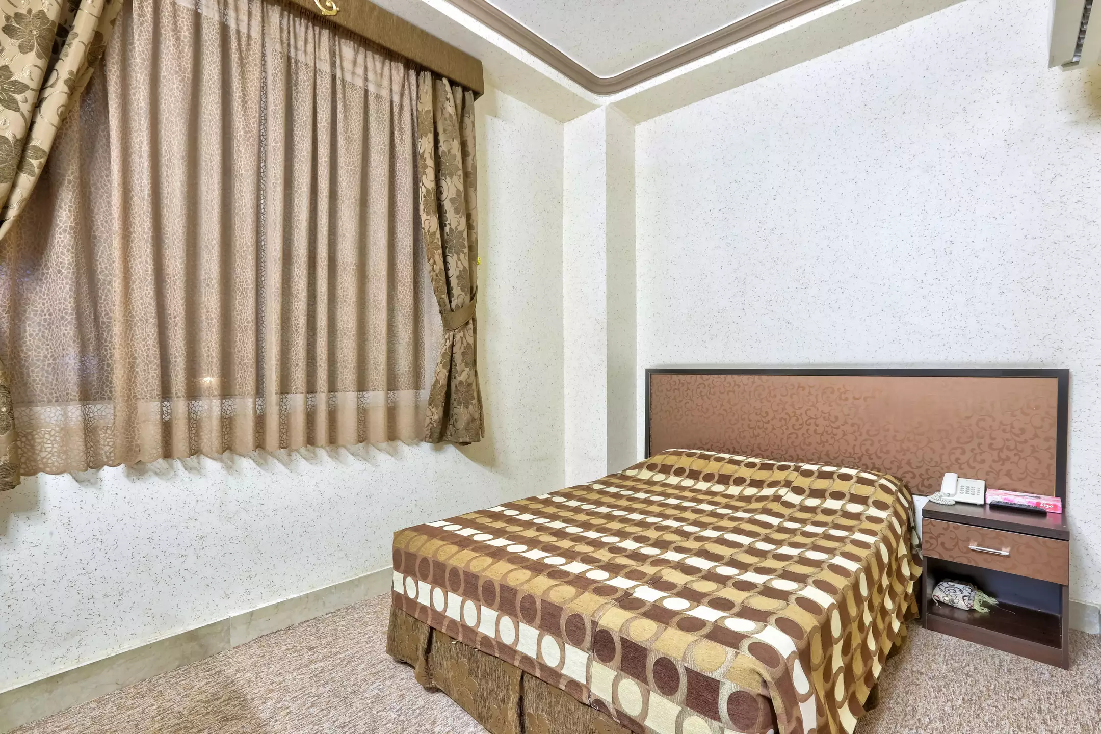 هتل آپارتمان ناز 2 بندر عباس - اتاق 2 تخته (1 تخت 2 نفره)