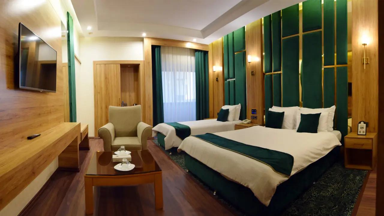 هتل پردیسان مشهد - اتاق 3 تخته (1 تخت 2 نفره 1 تخت 1 نفره)