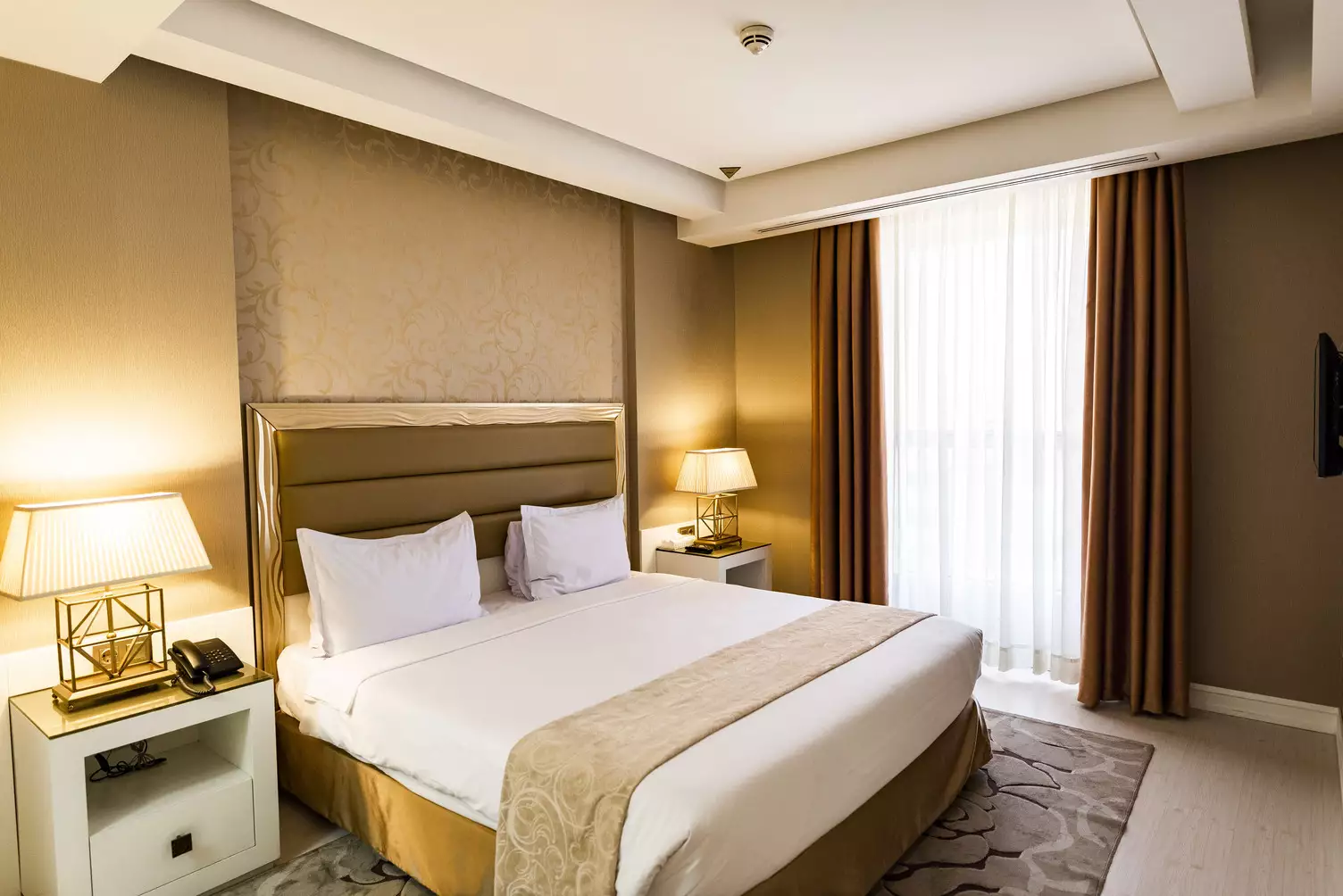 هتل اترک مشهد - اتاق 2 تخته (1 تخت 2 نفره)