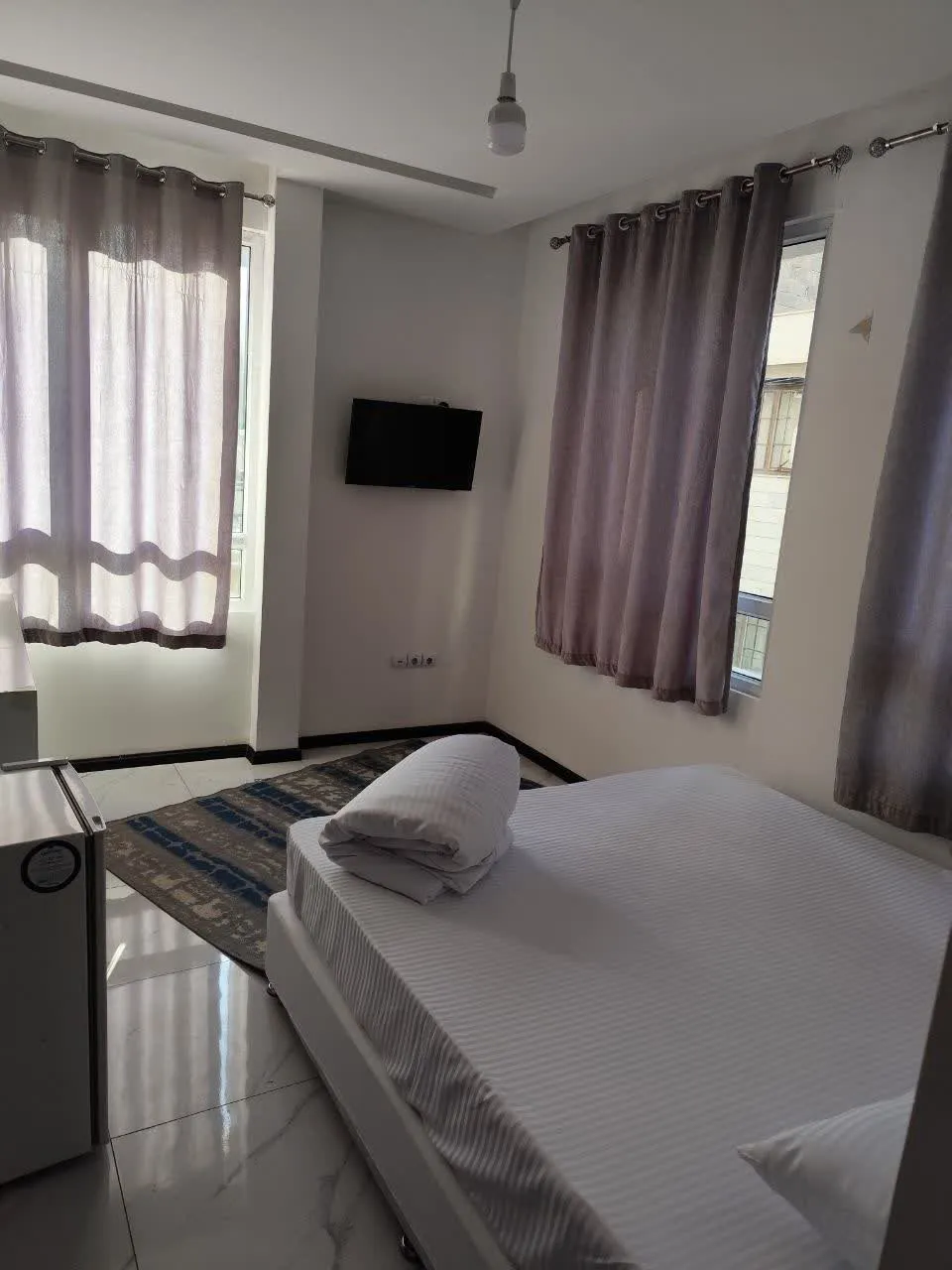 هتل آپارتمان مظفر مشهد - اتاق 2 تخته (1 تخت 2 نفره)