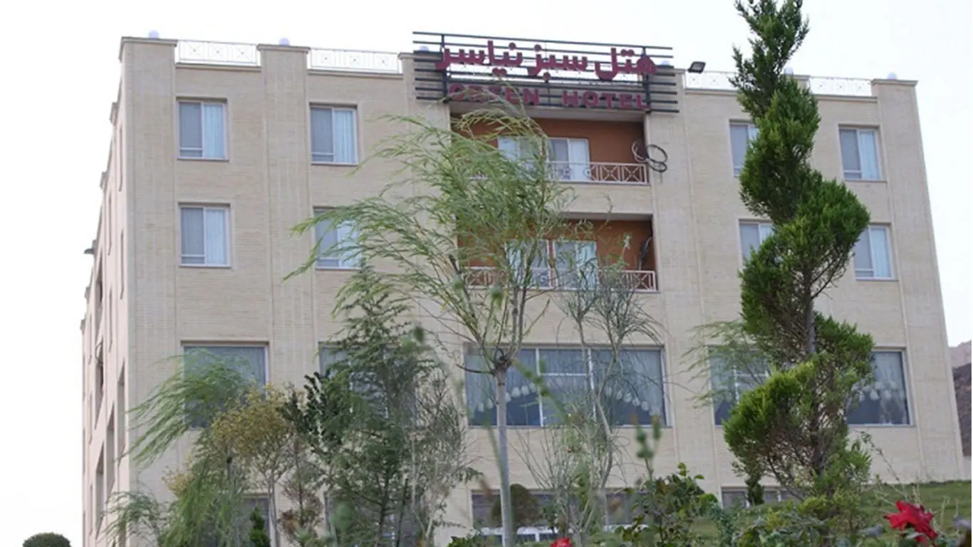 هتل سبز نیاسر - نمای بیرونی