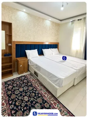 هتل آپارتمان مکبر مشهد - اتاق 3 تخته (1 تخت 2 نفره و 1 تخت 1 نفره)