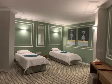 هتل ققنوس کیش - اتاق ۲ تخته (۲ تخت 1 نفره)