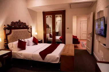 هتل پرشین پلازا تهران - اتاق 2 تخته (1 تخت 2 نفره)