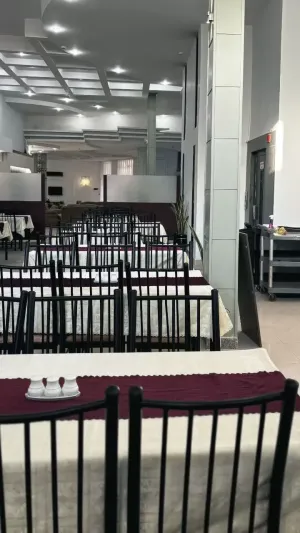 هتل آپارتمان آلما مشهد - رستوران