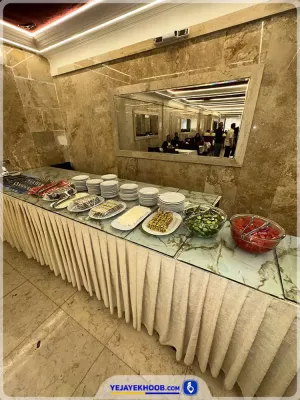 هتل آراد مشهد - میز بار صبحانه
