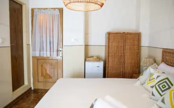 اقامتگاه سنتی لولاگر تهران - نمای اتاق