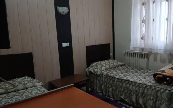 مهمانپذیر آرین تهران - اتاق 2 تخته (2 تخت 1 نفره)