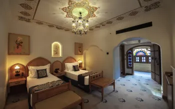 هتل گران میراث رشیدیه تهران - اتاق 2 تخته (2 تخت سینگل)