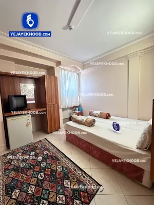 هتل ممتاز مقدم مشهد - اتاق ۲ تخته (1 تخت ۲ نفره)