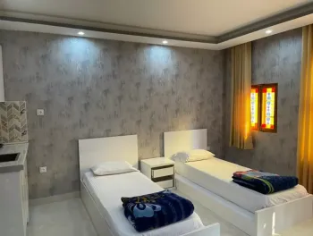 هتل سنتی تخت جمشید تهران - اتاق 2 تخته (2 تخت 1 نفره)