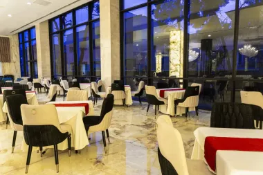 هتل نور حیات تهران - رستوران