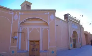 هتل سنتی والی یزد - نمای بیرونی