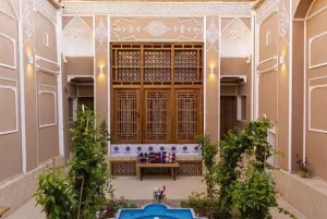 هتل بوتیک سنتی کتروا یزد - نمای محوطه