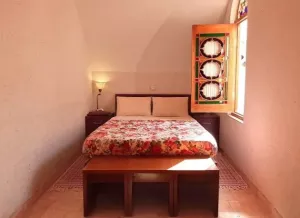 اقامتگاه بومگردی خانه سه نیک یزد - اتاق 2 تخته (1 تخت 2 نفره)