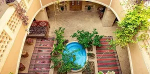  اقامتگاه سنتی آرا یزد - نمای محوطه