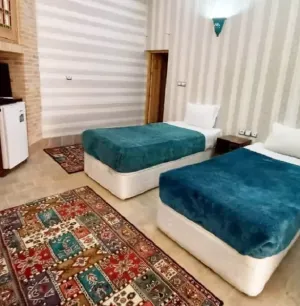  اقامتگاه سنتی آرا یزد - اتاق 2 تخته (2 تخت 1 نفره)