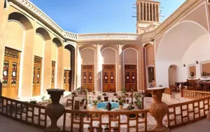 اقامتگاه سنتی گیتی یزد - نمای محوطه