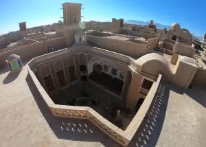 اقامتگاه سنتی گیتی یزد - نمای بیرونی