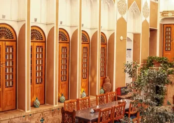 اقامتگاه سنتی پارس یزد - نمای بیرونی