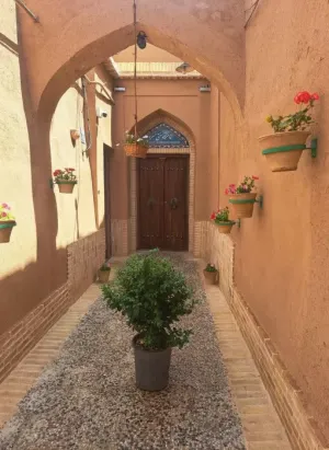اقامتگاه سنتی خسرو یزد - نمای بیرونی