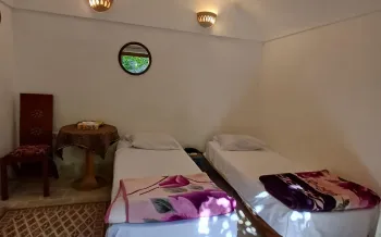اقامتگاه سنتی سروش یزد - اتاق 2 تخته (2 تخت 1 نفره)