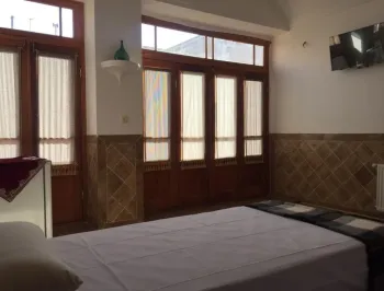 اقامتگاه بومگردی کوچه حنا یزد - نمای اتاق