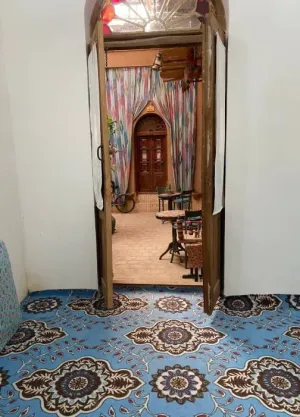 اقامتگاه بومگردی هشت یزد - نمای اتاق