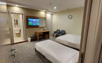 هتل فاطیما قم -  اتاق 2 تخته (2 تخت 1 نفره)