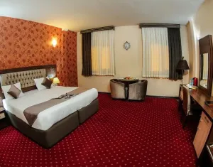 هتل بزرگ پارسیا قم - اتاق 2تخته (1تخت 2نفره)