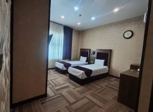 هتل قصر نادری قم - اتاق 2تخته (2تخت 1نفره)