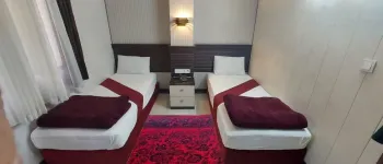 هتل آپارتمان تشریفات قم - اتاق 2تخته (2تخت 1نفره)