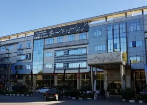 هتل باباطاهر همدان - نمای بیرونی