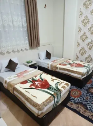 هتل بین الحرمین قم - اتاق 2 تخته (2تخت 1نفره)