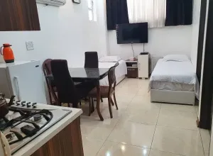 خانه مسافر سپیدار قم - اتاق 2 تخته (2 تخت 1 نفره)