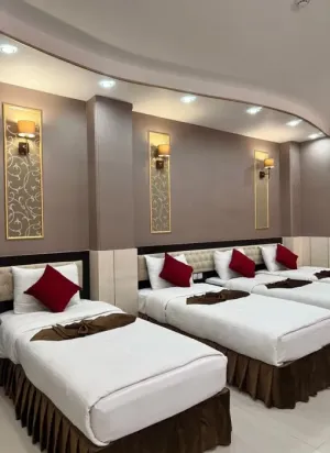 مهمانپذیر فیروزه قم -  اتاق 4 تخته ( 4 تخت 1 نفره)