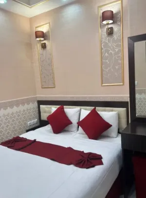 مهمانپذیر فیروزه قم - اتاق 2 تخته ( 1 تخت 2 نفره)