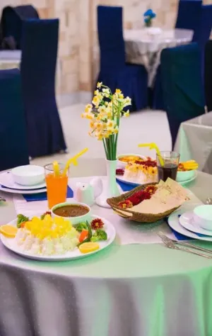 مهمانپذیر فیروزه قم - منوی غذایی