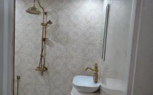 هتل تندیس همدان - سرویس بهداشتی و حمام
