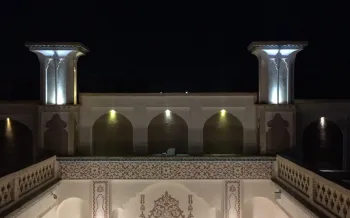 اقامتگاه سنتی نه چم کاشان - نمای محوطه