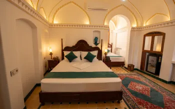 اقامتگاه سنتی ایوان کاشان - اتاق 2 تخته (1 تخت 2 نفره)