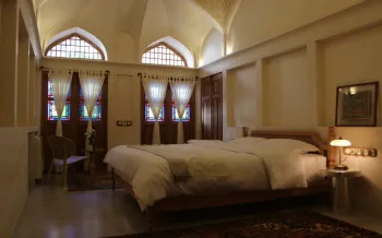 اقامتگاه سنتی عمارت بالابان کاشان - اتاق 2 تخته (1 تخت 2 نفره)
