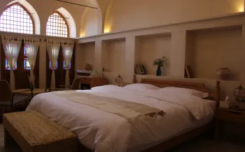 اقامتگاه سنتی عمارت بالابان کاشان - اتاق 2 تخته (1 تخت 2 نفره)