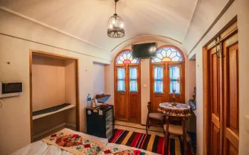 اقامتگاه سنتی خانه صبا کاشان - نمای اتاق 